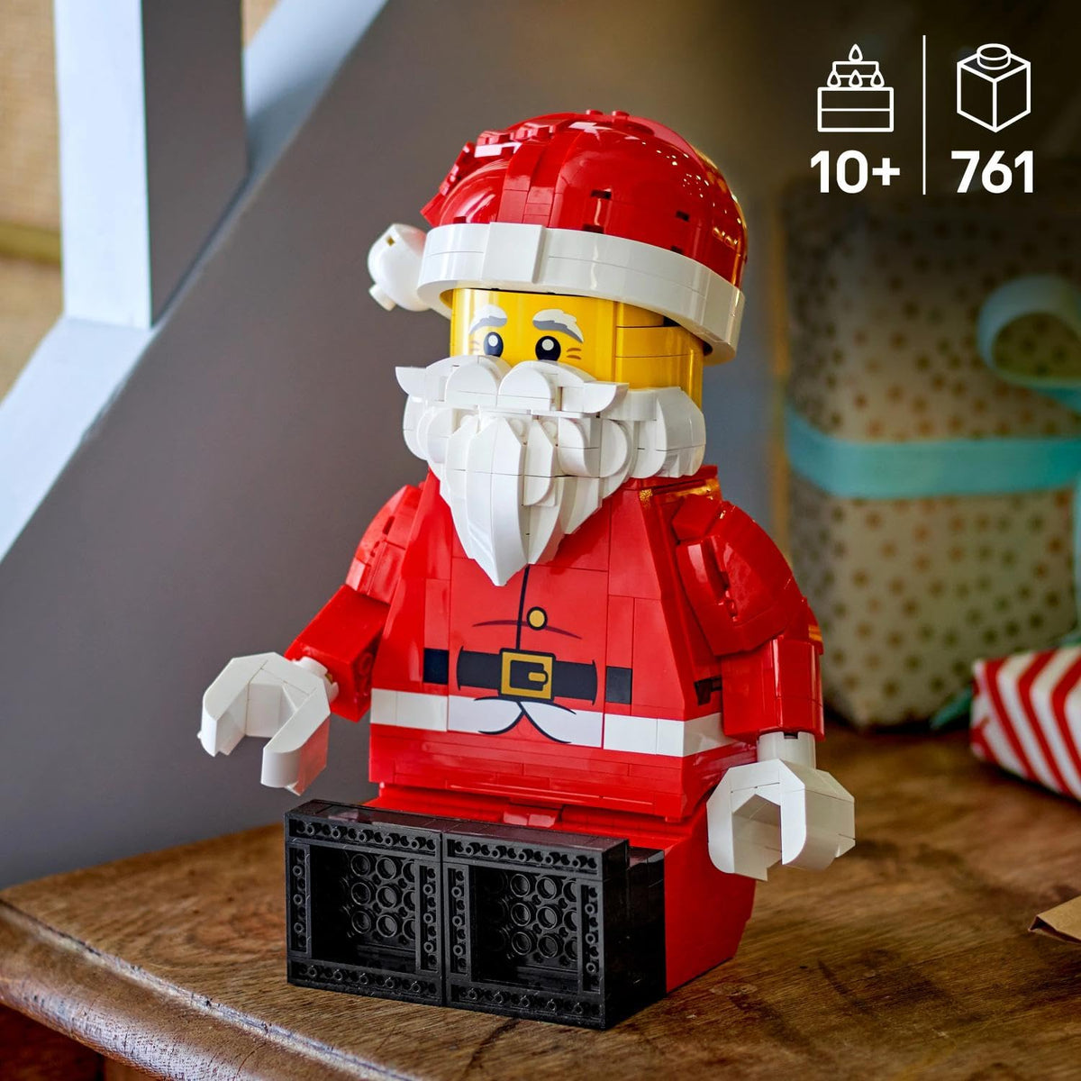 LEGO Large Santa Minifigure 40820