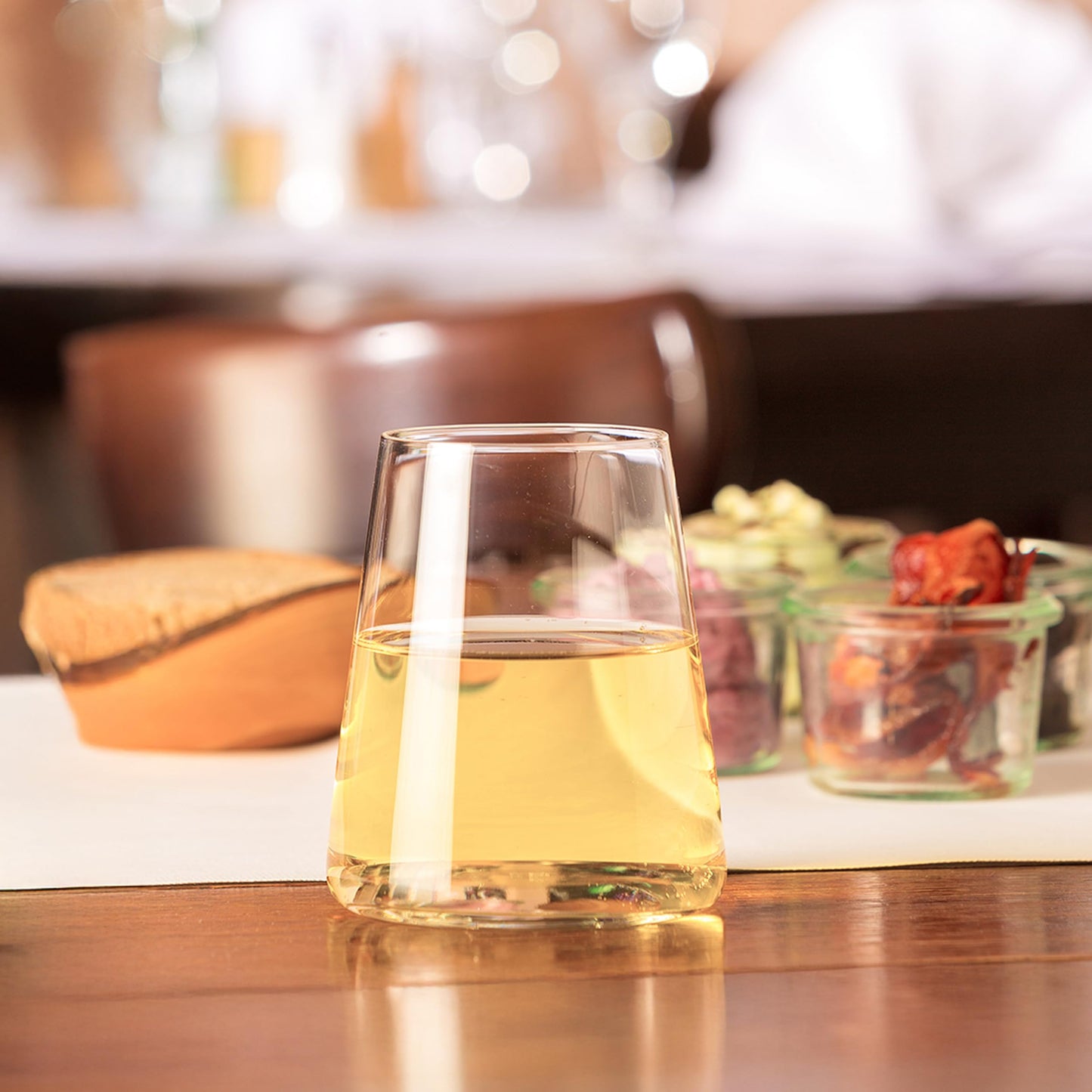 Stölzle Lausitz Power white wine cups set of 6 380 ml - Modern wine glasses without stem for maximum aroma development - Flat white wine glasses made of crystal glass - Dishwasher and shockproof, Made in Germany - 4012632239297