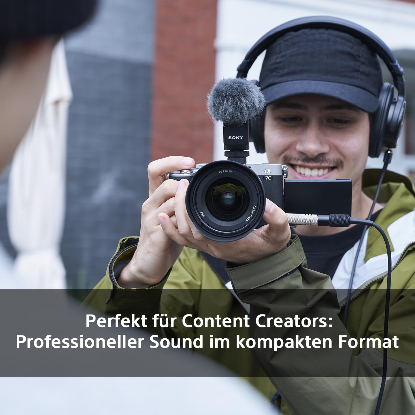 Sony ECM-B10, wireless shotgun microphone, noise cancellation, easy to use, ideal for cameras, interviews, vlogs, content creation, streaming - ECMB10.CE7