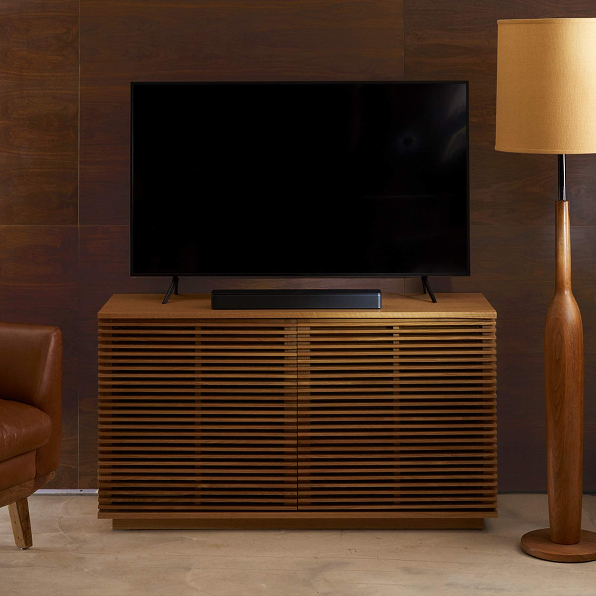 Bose TV Speaker – compact soundbar with Bluetooth connection, Black - 838309-2100