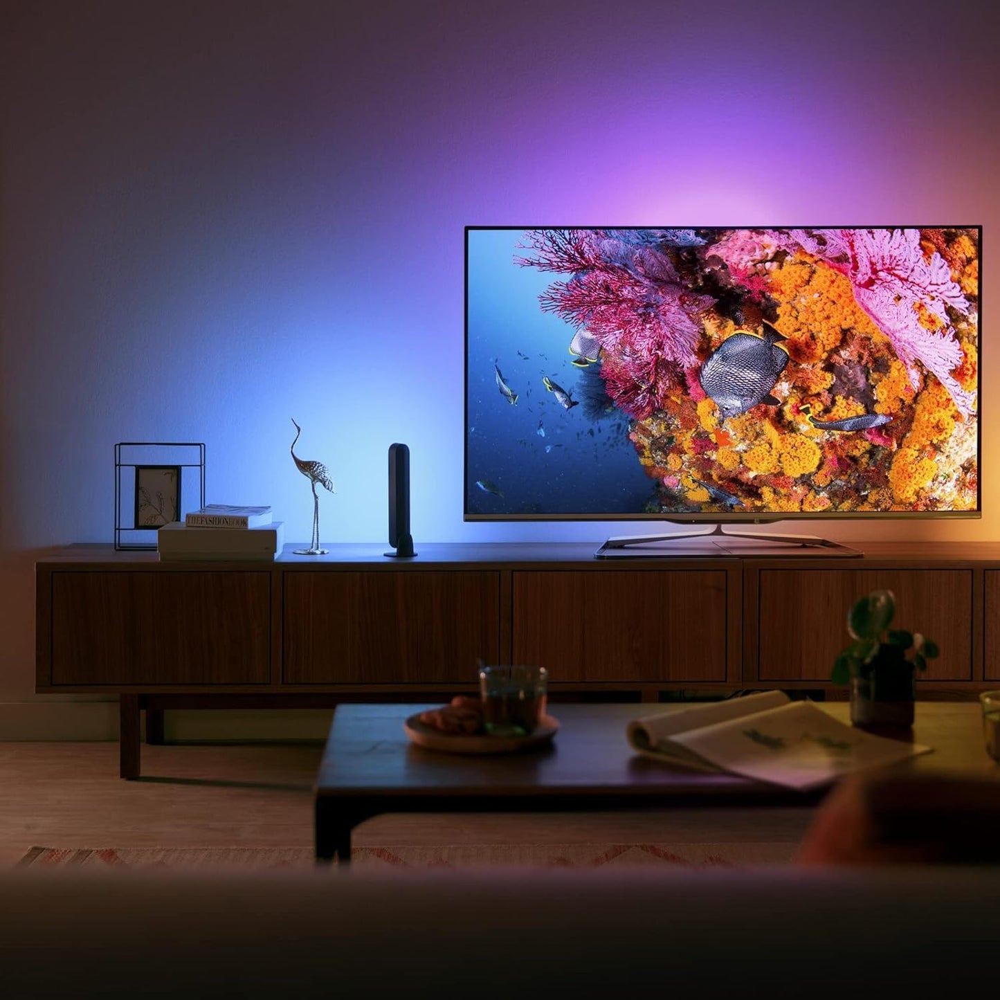 Philips Hue White & Color Ambiance Play Lightbar 2-pack basic set (500 lm), dimmable light columns with 16 million colors for TV backlighting, light control via voice or app, black - 7820230E7