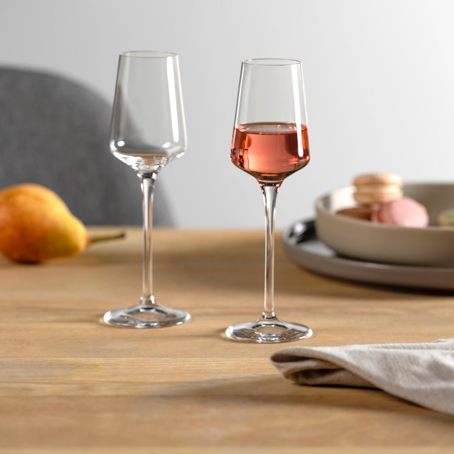 LEONARDO HOME PUCCINI Grappa glass • 6 pieces • Stemware • Timeless design • Slim shape • For grappa and digestif • Modern look • Dishwasher safe • Soundproof • 120 ml • 069607