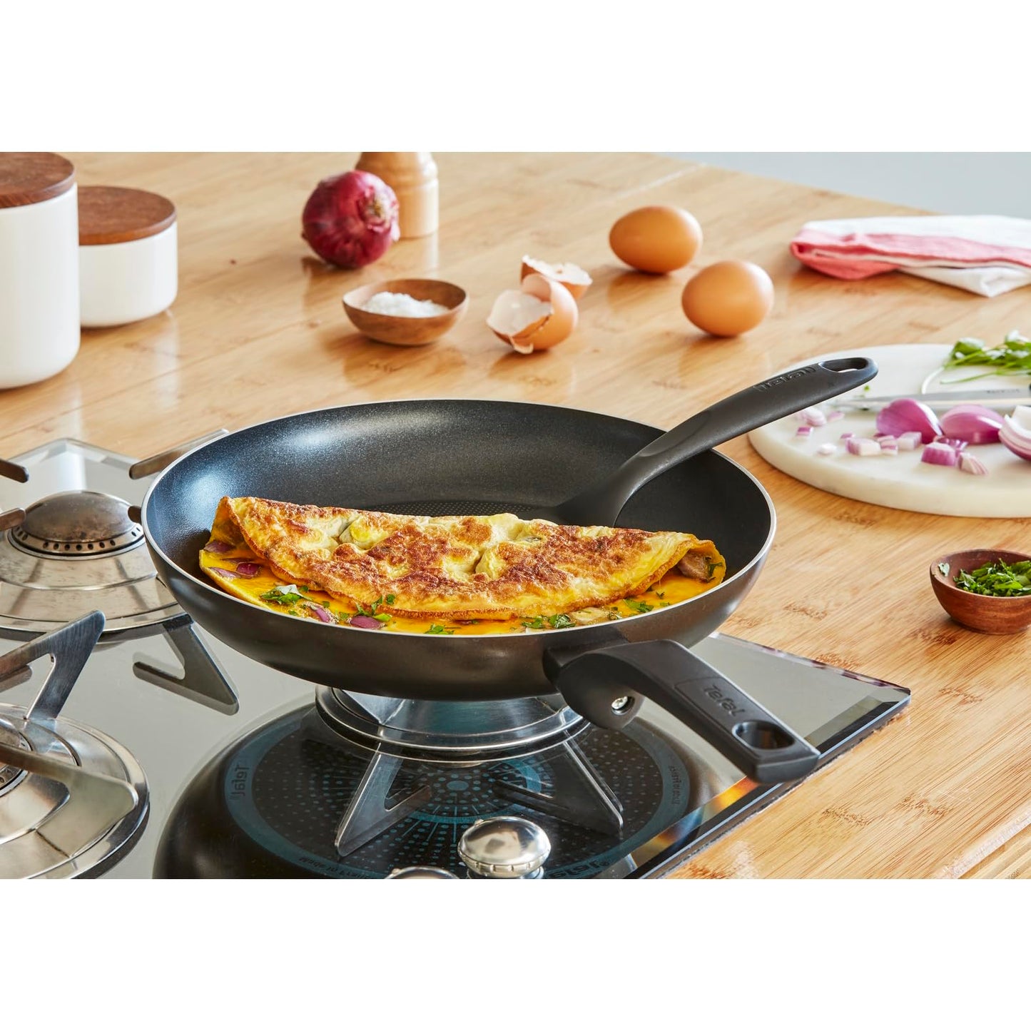 Tefal Easy Cook & Clean pan set 24/28 cm, non-stick coating, frying pans, thermo signal at ideal frying temperature, NOT suitable for induction, easy to clean, Made in France, B5559033