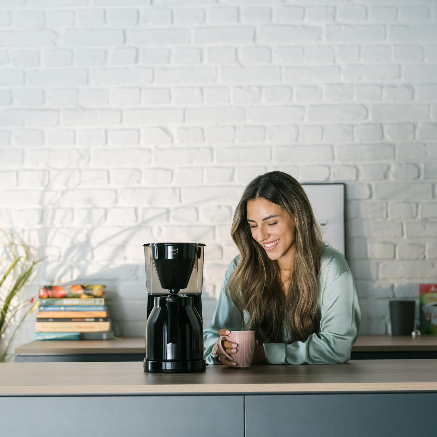 Melitta Easy Therm – filter coffee machine with double thermal jug, for up to 8 cups of coffee, in black - 1023-061