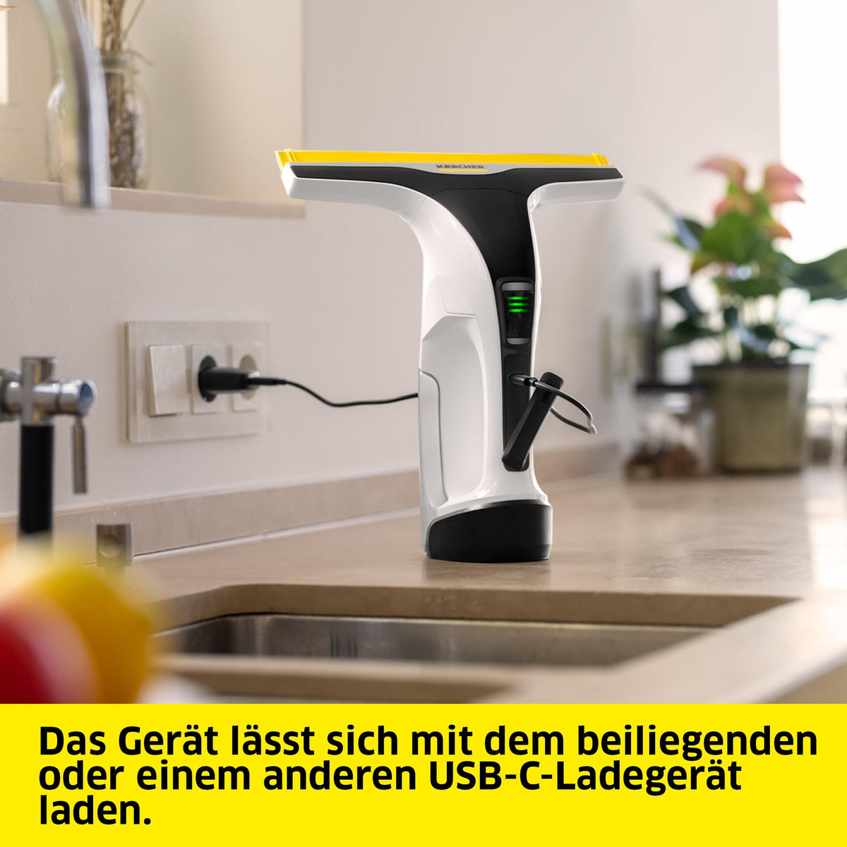 KÄRCHER Window Vacuum WV 8 Signature Line with Xtra!Flex® silicone lip, battery life: 55 min, dirty water tank: 150 ml, 2 suction nozzles, adjustable spray bottle with 2 microfiber cleaning pads. - 1.633-785.0