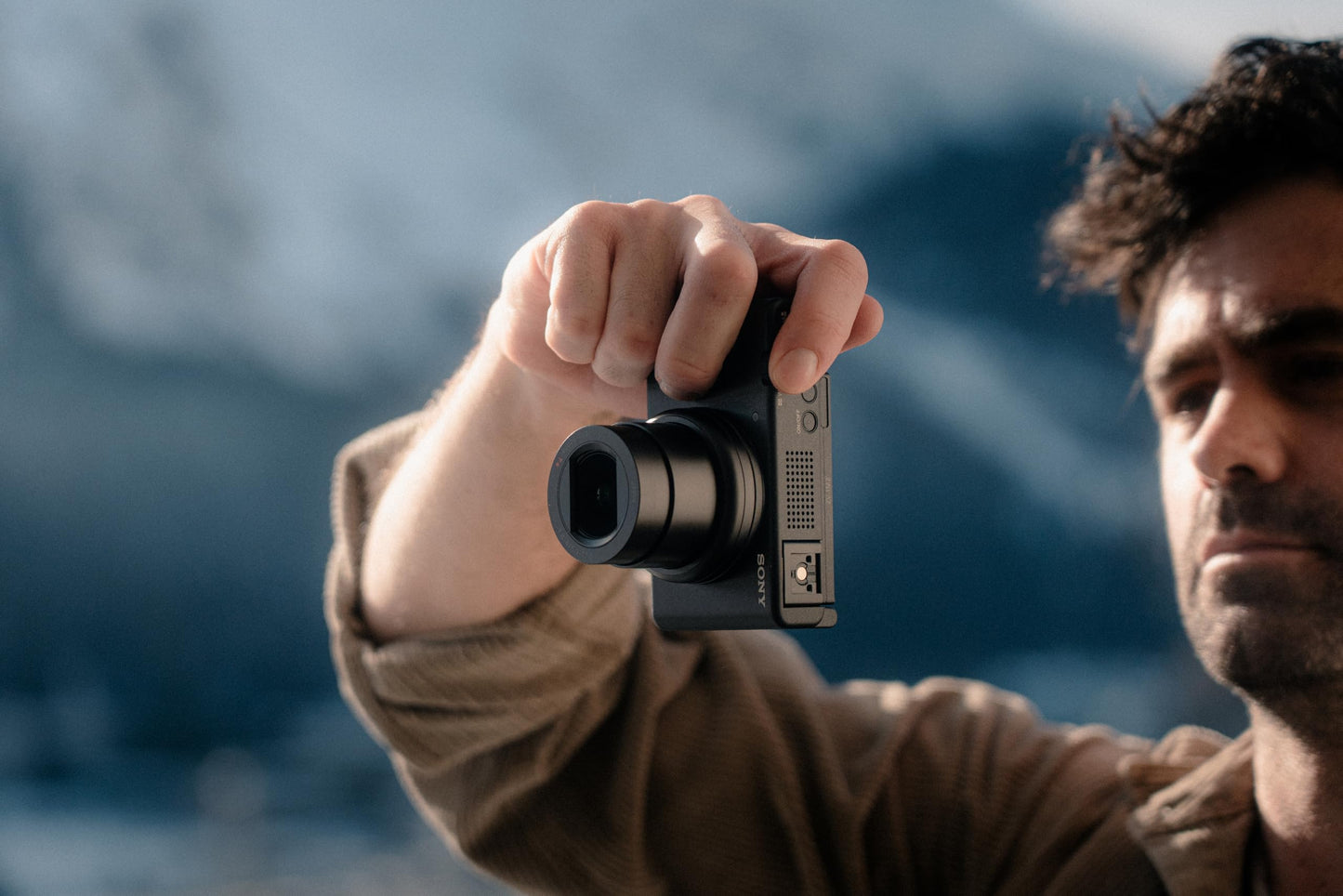 Sony ZV-1 II | High quality hybrid travel camera, wide angle zoom lens - ZV1M2AMZDI.EU