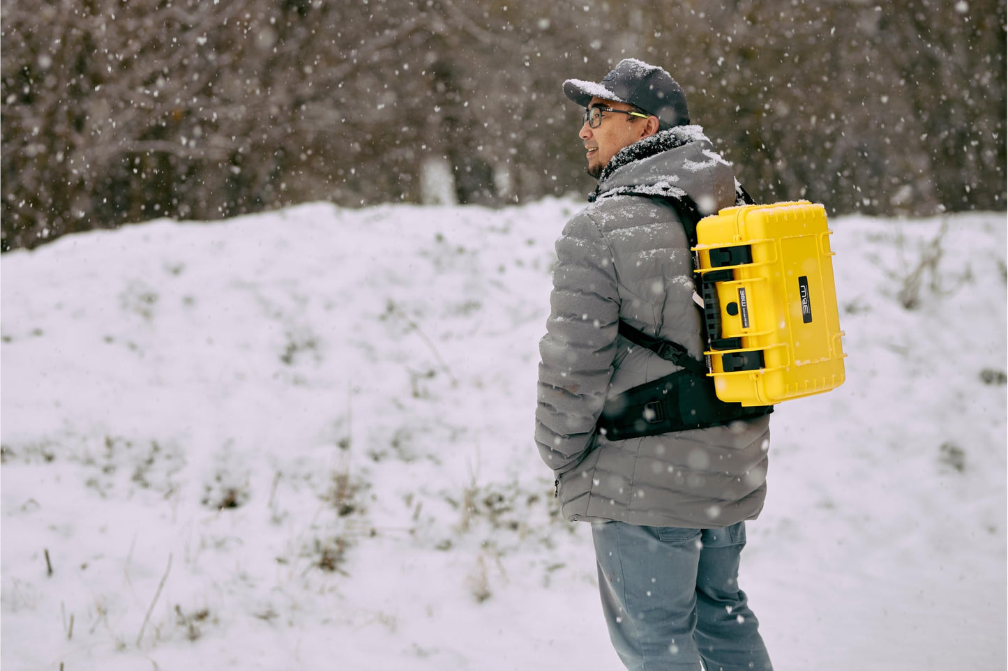 B&W International GmbH Outdoor Case hard case type 4000 with foam (hard case case IP67, SI cube foam, waterproof, inner dimensions 38.5x26.5x16.5cm, yellow), 4000/Y/SI, type 4000 - inner dimensions 38x26x16cm