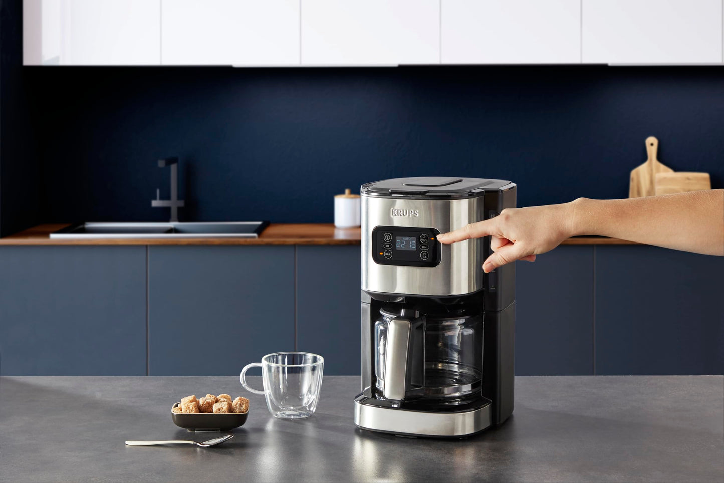 Krups KM480D Excellence Stainless Steel Programmable Filter Coffee Machine, 24-hour timer, brew strength selection water head, pre-infusion mode, anti-drip system, 1.25 L capacity, 15 cups - KM480D10