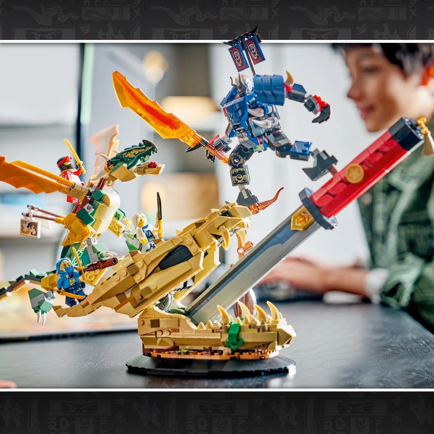 LEGO NINJAGO Showdown on the Dragon Blade - Ninja toy with dragon, mech action figure & 4 minifigures with katanas - children's room decoration - gift idea for ages 9 and up and fans - 71871