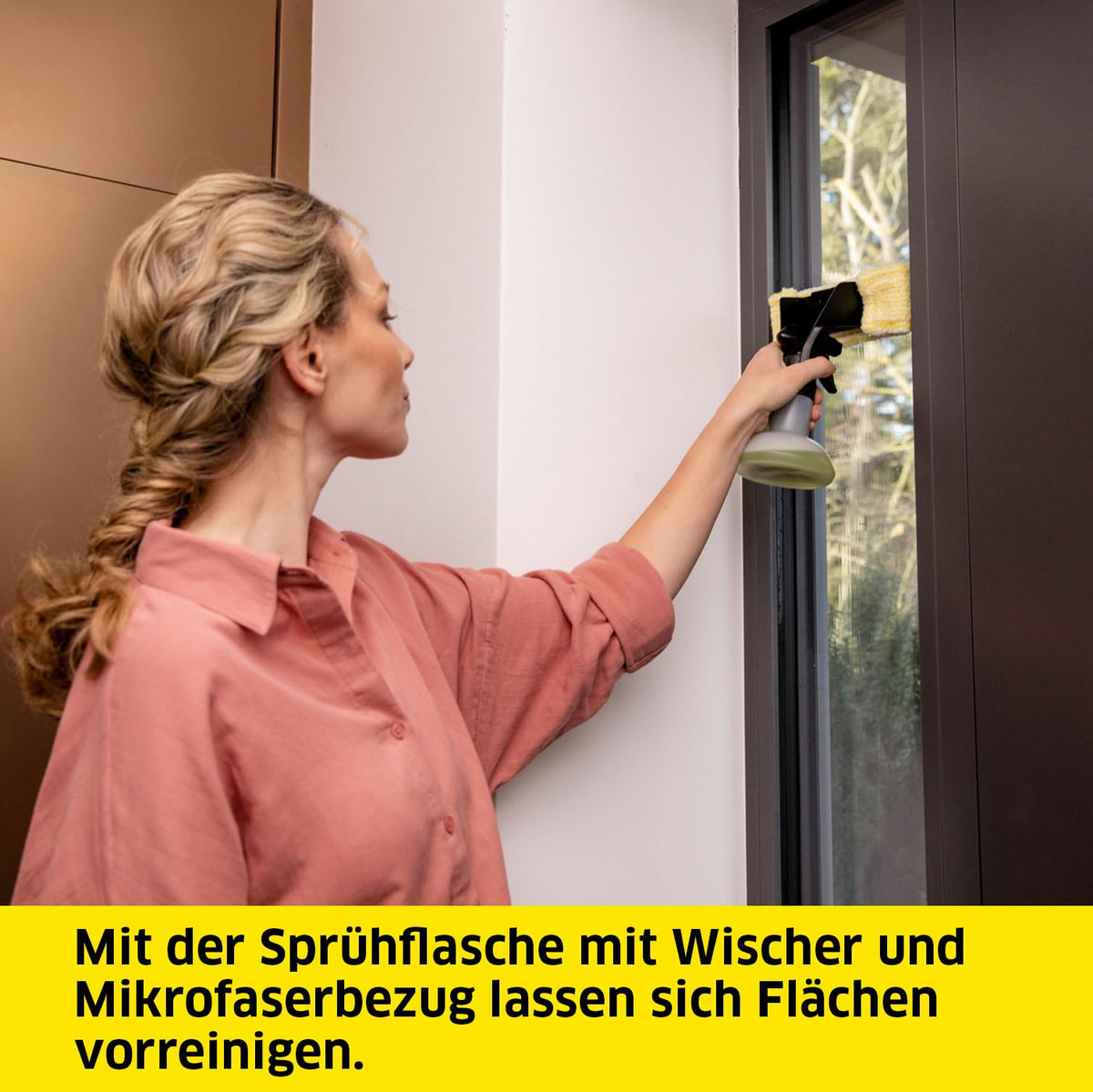 KÄRCHER Window Vacuum WV 5 Plus N, battery life: 35 min, LED charging status indicator, 2 suction nozzles, spray bottle with microfiber cover, 20 ml window cleaner concentrate - 1.633-701.0