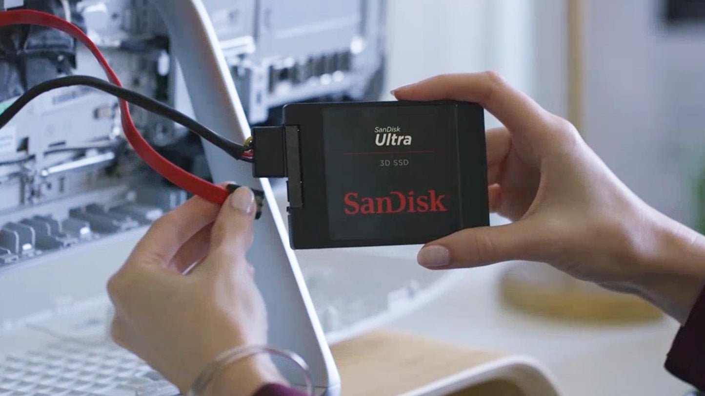 SanDisk Ultra 3D 4TB SSD internal hard drive (2.5 inch, shock-resistant, 3D NAND technology, n-Cache 2.0 technology, 560 MB/s transfer rates) Black - SDSSDH3-4T00-G26