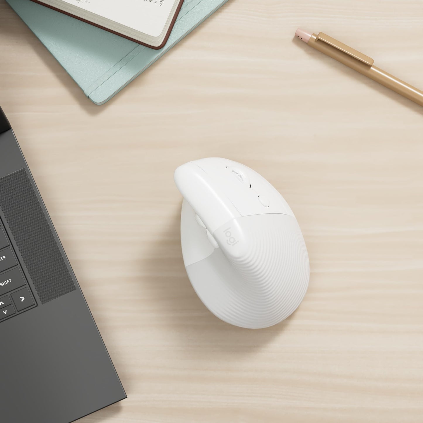 Logitech Lift for Mac, Wireless Vertical Ergonomic Mouse, Bluetooth, Quiet Clicks, Quiet Smartwheel, 4 Customizable Buttons, Compatible with macOS/iPadOS/MacBook/iMac/iPad - White - 910-006477