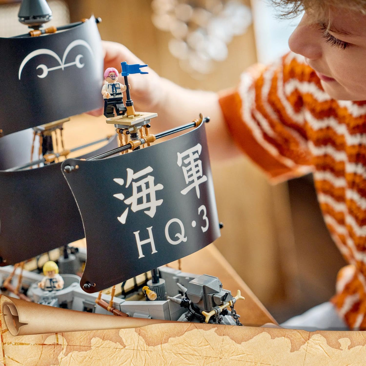 LEGO ONE PIECE Garp's Marine Battleship - Boat Model Building with 8 Minifigures including Zoro, Usopp, and Nami - Kids' Room Decor - Gift for Boys, Girls, and Fans aged 9 and up - 75646