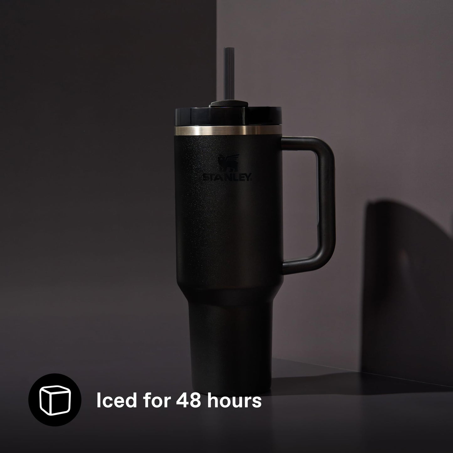 STANLEY 1913 Quencher H2.0 Flowstate Drinking Bottle with Straw 1.2L - Thermo Mug Cools 11 Hours - 48 Hours Ice Cold - Dishwasher Safe - Thermos Bottle BPA Free - Drinking Cup - Black 2.0 - 100000144325
