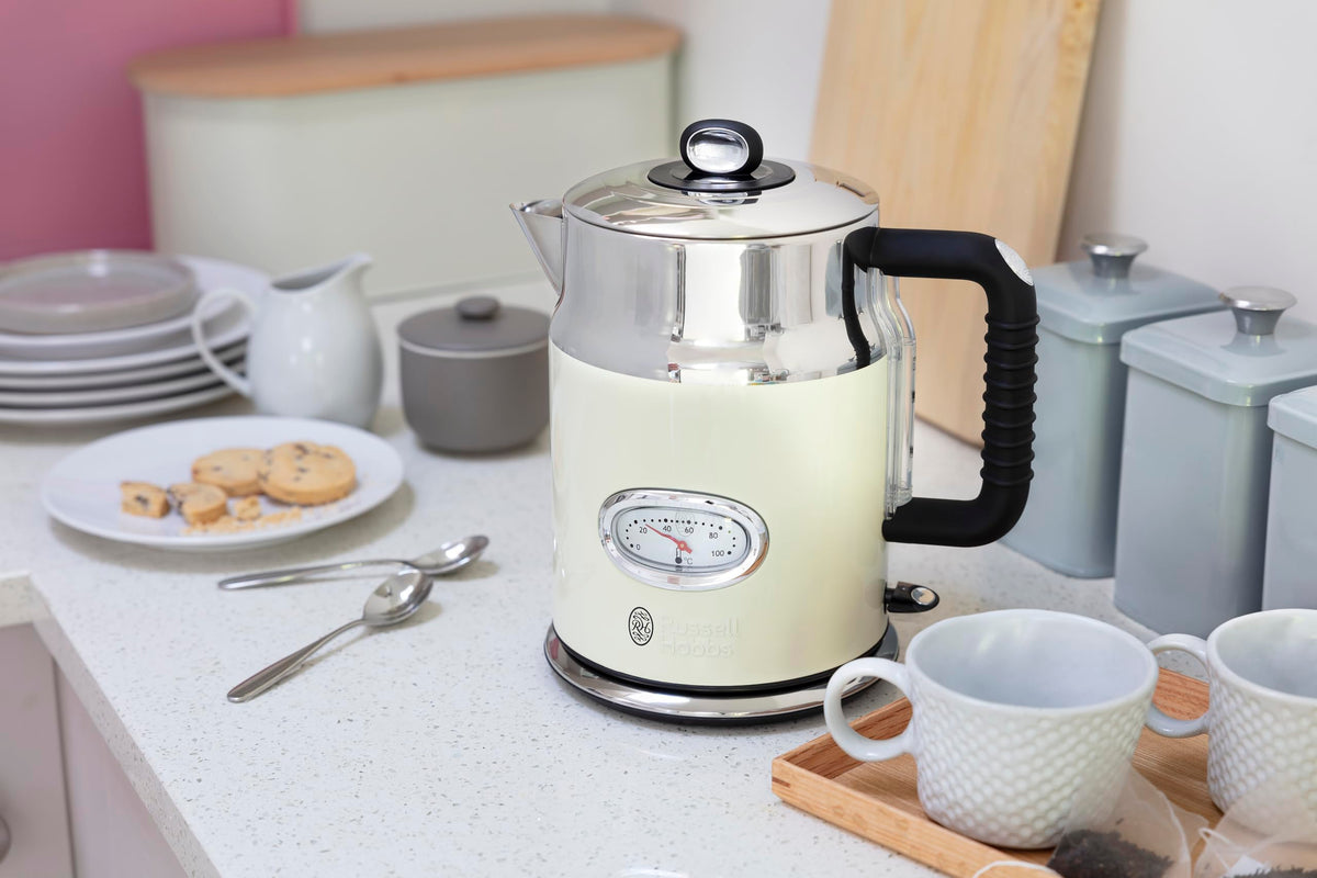 Russell Hobbs Kettle, 1.7 l, 2400W, Cream and Polished Stainless Steel - 21670-70