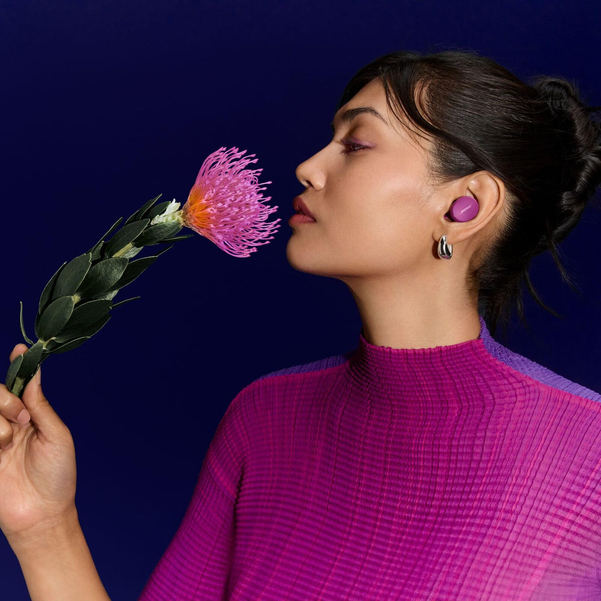 Căști Bose QuietComfort wireless cu anulare a zgomotului, căști Bluetooth Lifestyle pentru sport și multe altele cu anulare activă a zgomotului, până la 8,5 ore de viață a bateriei, Mulberry Pink - Ediție limitată - 888507-0120