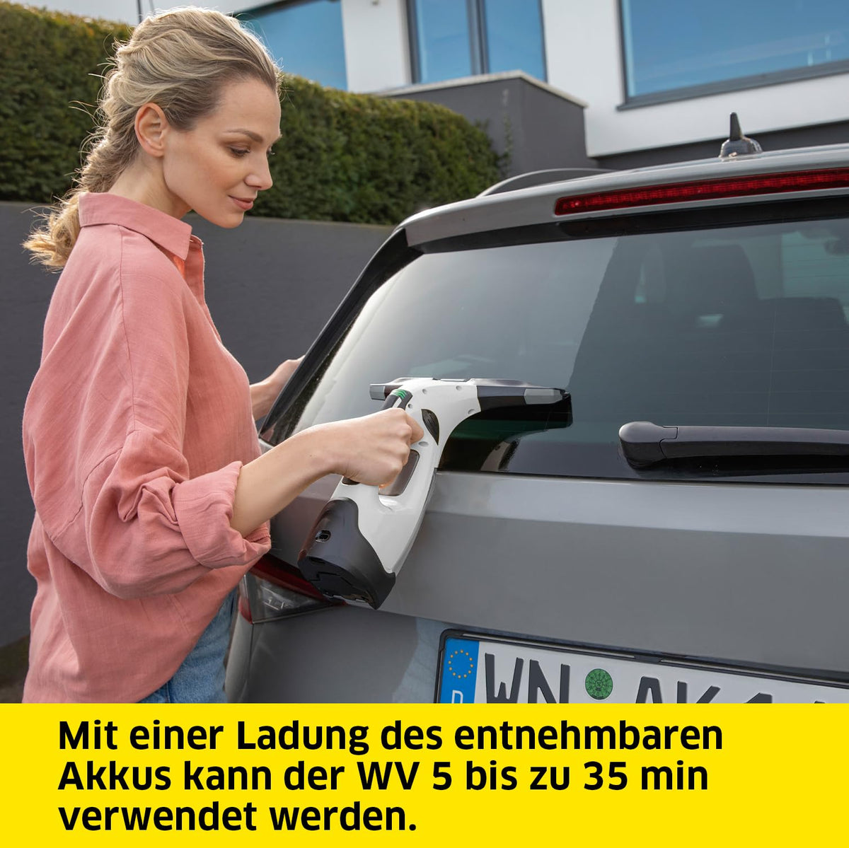 KÄRCHER Window Vacuum WV 5 Plus N Battery, with additional battery, LED battery status indicator, 2 suction nozzles, spray bottle with microfiber cover, 20 ml window cleaner concentrate - 1.633-702.0