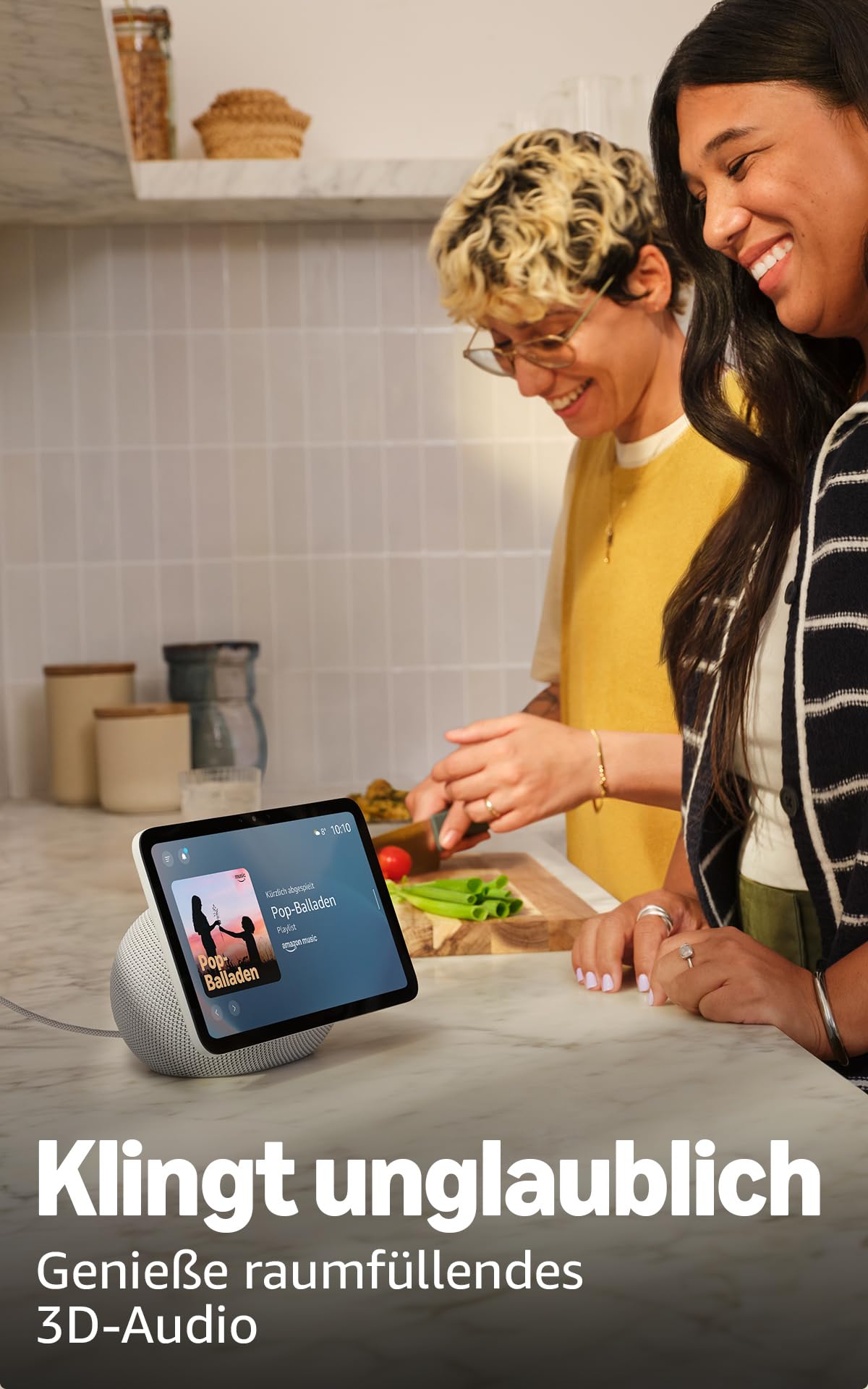 Amazon Echo Show 8 (latest generation), brilliant 8.7-inch display in HD resolution with room-filling and 3D audio, white, with Alexa+ Early Access - MD6NE4