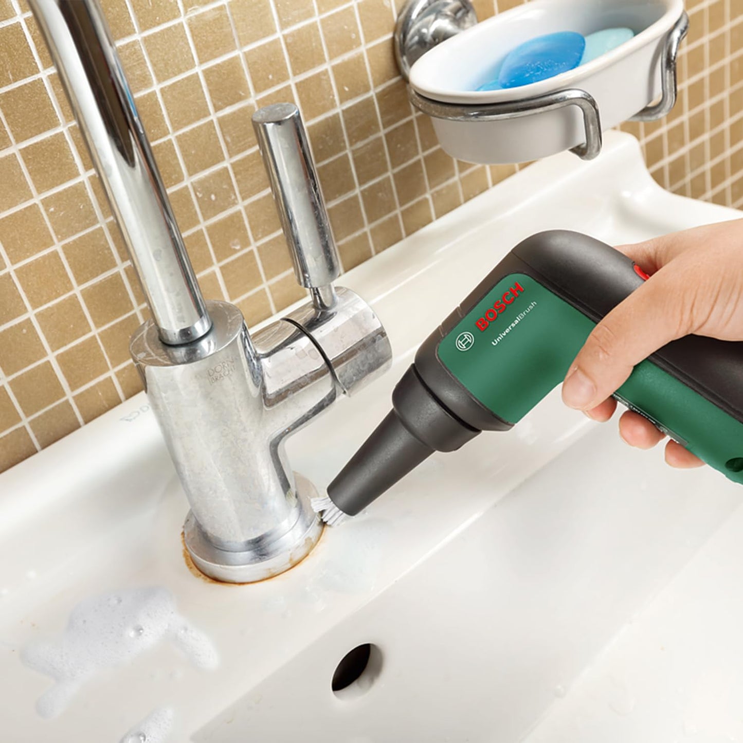 Bosch UniversalBrush electric cleaning brush set (for bathroom tiles, kitchen stoves, pans, pots and more; 10 cleaning attachments included; 3.6 V integrated battery; micro USB cable; in bag) - 06033E0002