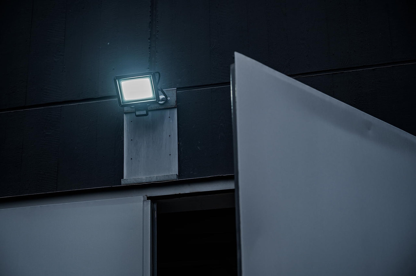 Brennenstuhl LED spotlight JARO 7060 P 50W - 1171250542