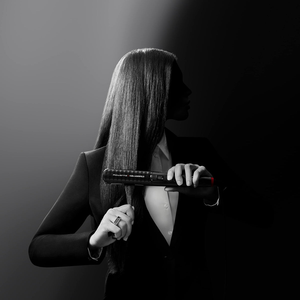 Rowenta x Karl Lagerfeld SF467L K/Pro Stylist Hair Straightener, Keratin & Glow coating, ion function, spring-loaded straightening plates, adjustable temperature from 140°C to 210°C, integrated comb, Black/Red
