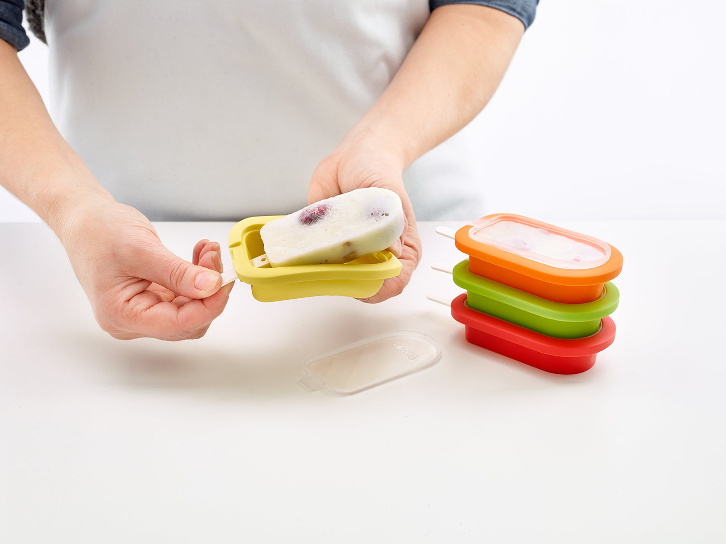 Lékué Classic Ice Cream Molds, Stackable, 16.5 cm, Set of 4, Assorted Colors, Silicone, Red/Yellow - 882180
