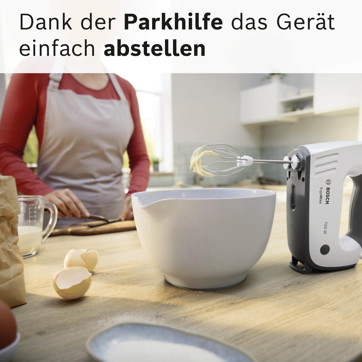 Dispozitiv de mixare Bosch, cu blender, pahar de mixare, mixer din oțel inoxidabil, cârlige pentru frământat, lavabil în mașina de spălat vase, 5 trepte plus buton turbo, alb/gri, 750 W, ErgoMixx MFQ37470