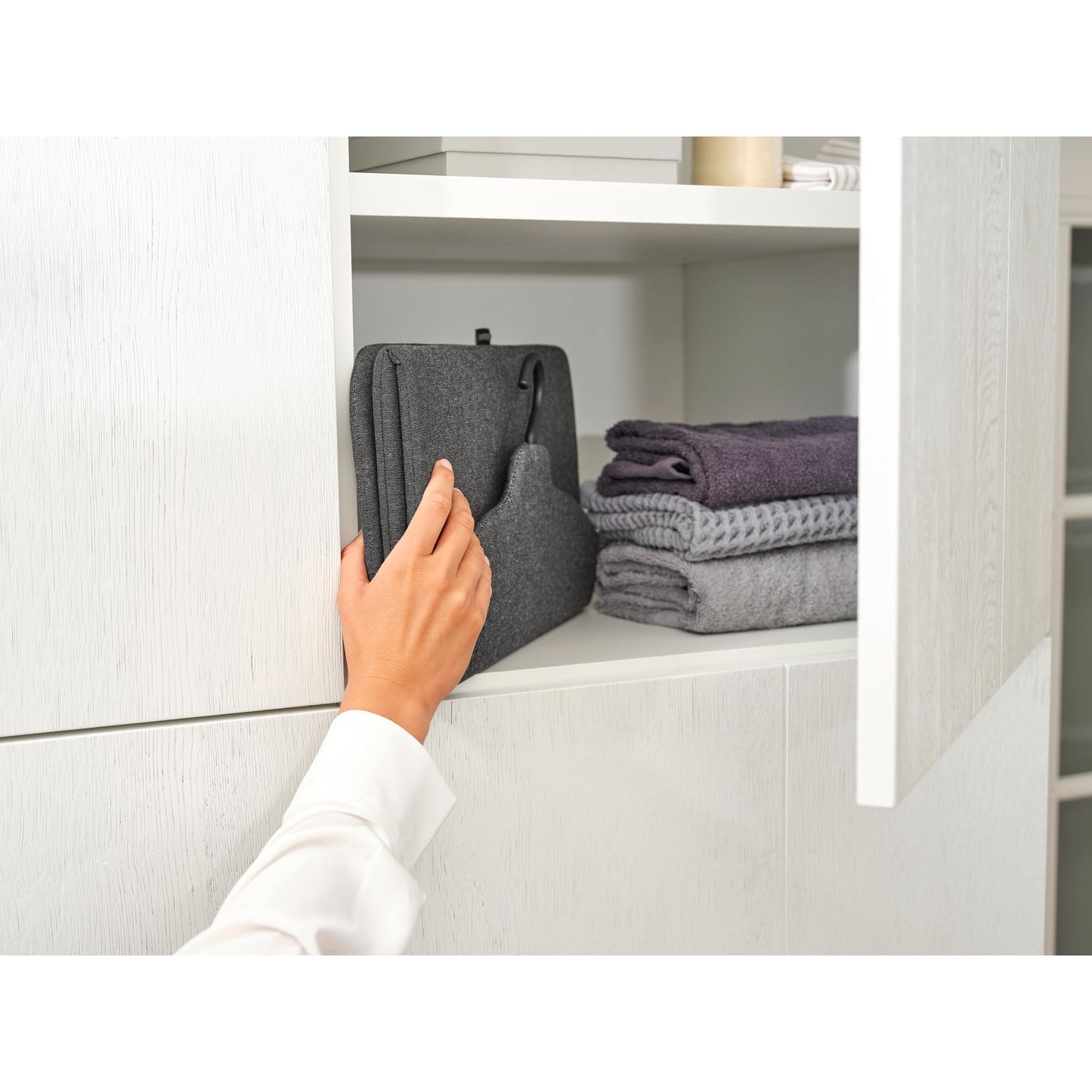 Brabantia - Foldable steam board heatproof surface Black