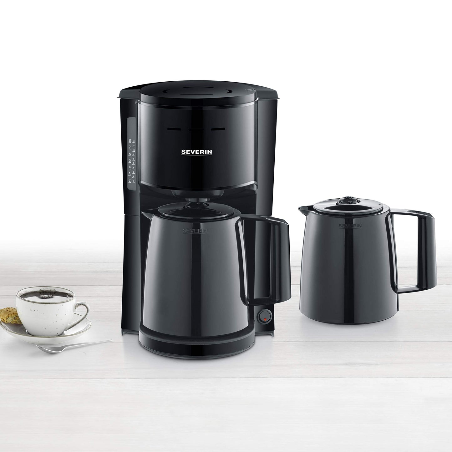 SEVERIN filter coffee machine with 2 thermal jugs, coffee machine for up to 8 cups per jug, filter machine with 2 vacuum jugs, black, KA 9307