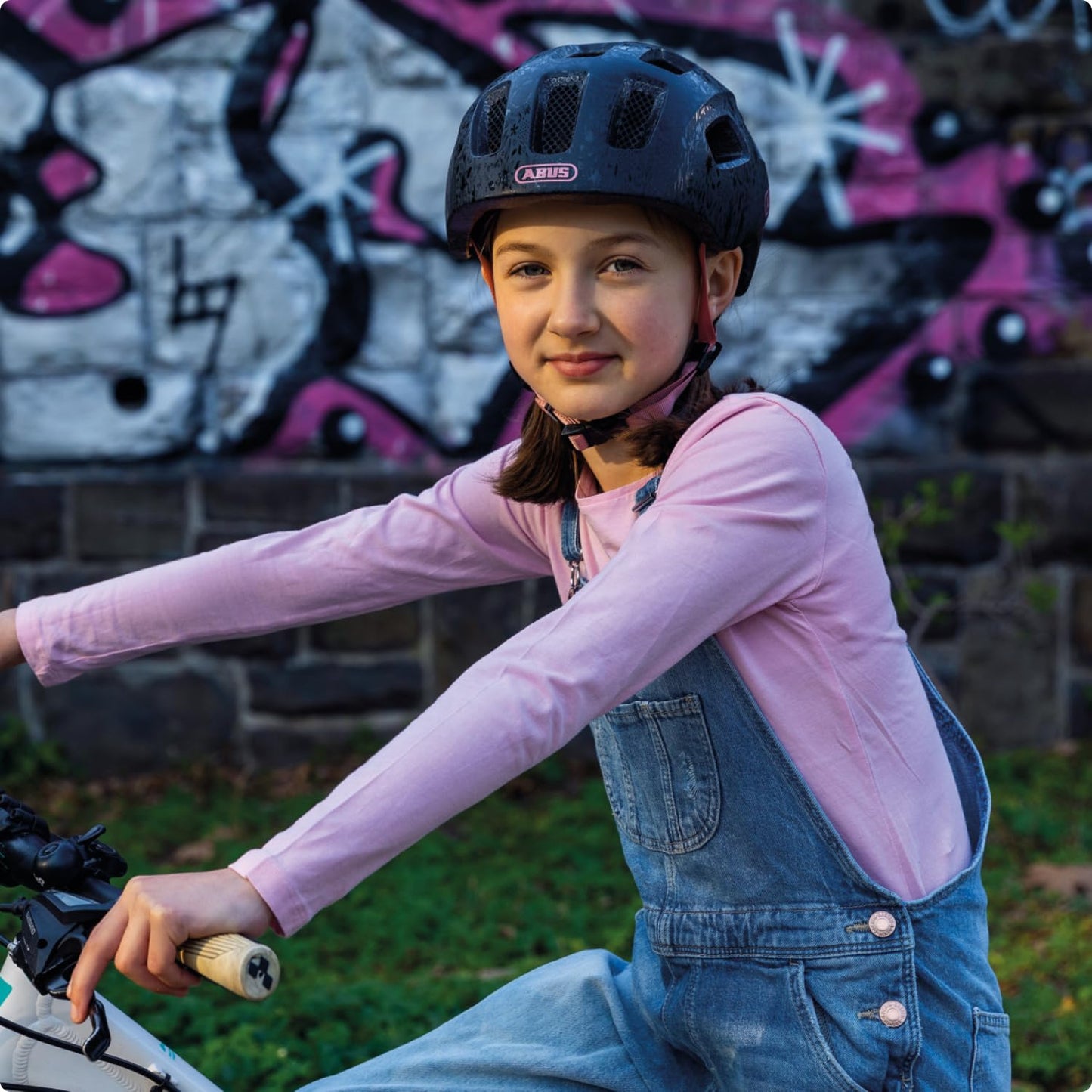 ABUS Youn-I 2.0 bicycle helmet - with light for children, teenagers and young adults - for girls and boys - blue, size M (52-57 cm) - BA-A-865