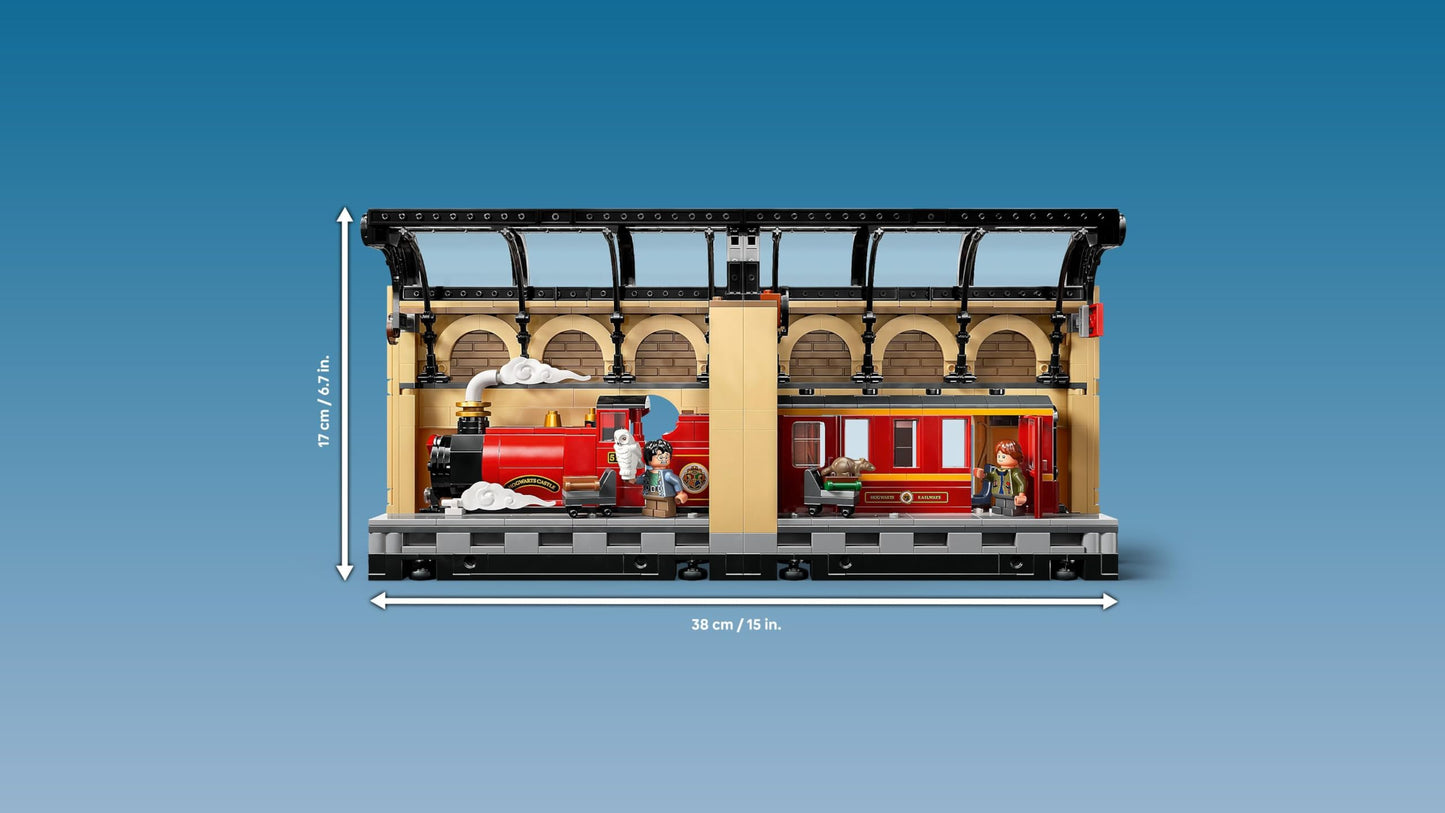 LEGO Harry Potter bookend: Hogwarts Express - set with toy train, 2 minifigures including Ron Weasley, Hedwig and Scabbers - Wizarding World gift for boys, girls and fans aged 10 and over - 76450