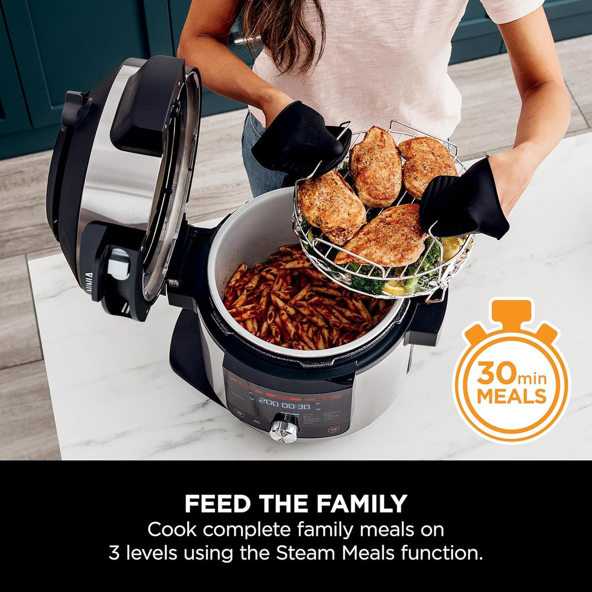Ninja Foodi MAX Multicooker with Smart Lid, 7.5L, 14-in-1 Multicooker, Pressure Cooker, Air Fryer, Slow Cooker, digital temperature probe, stainless steel, OL750EU