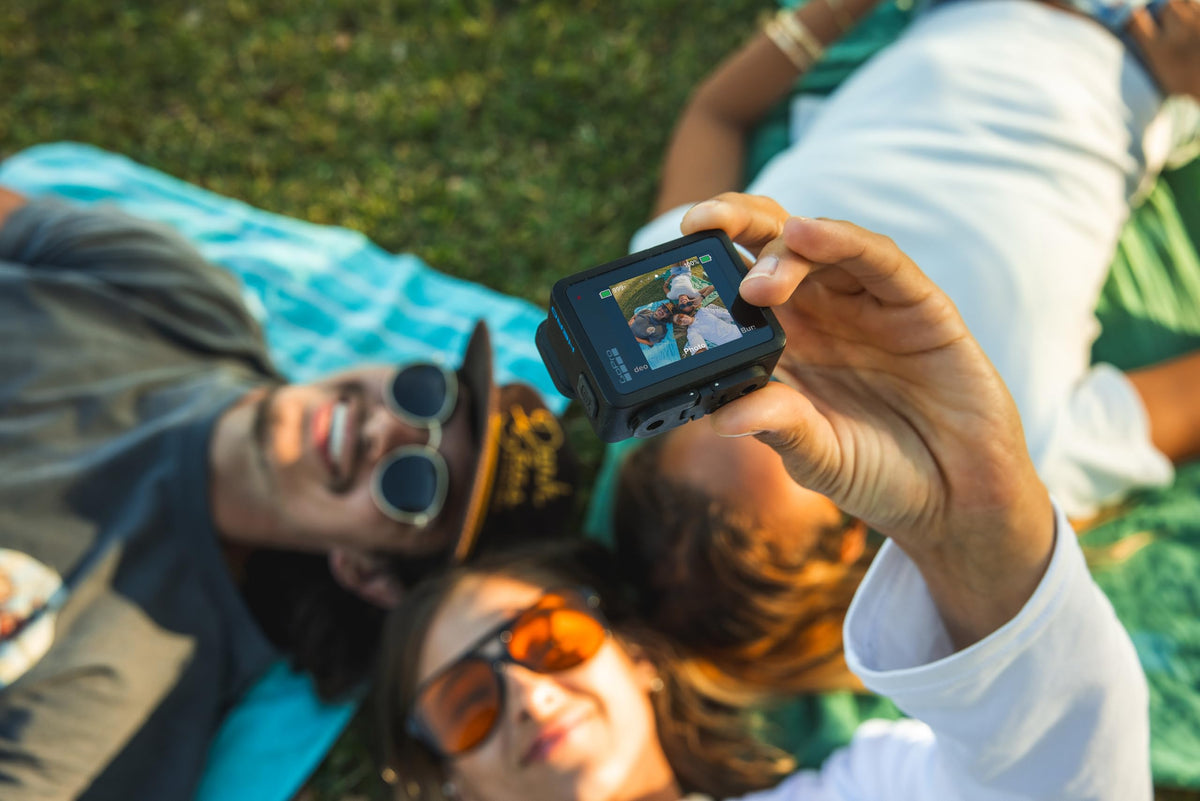 GoPro Hero – Cameră de acțiune compactă și rezistentă la apă cu video 4K Ultra HD, fotografie de 12 MP, ecran tactil - CHDHF-131-EU
