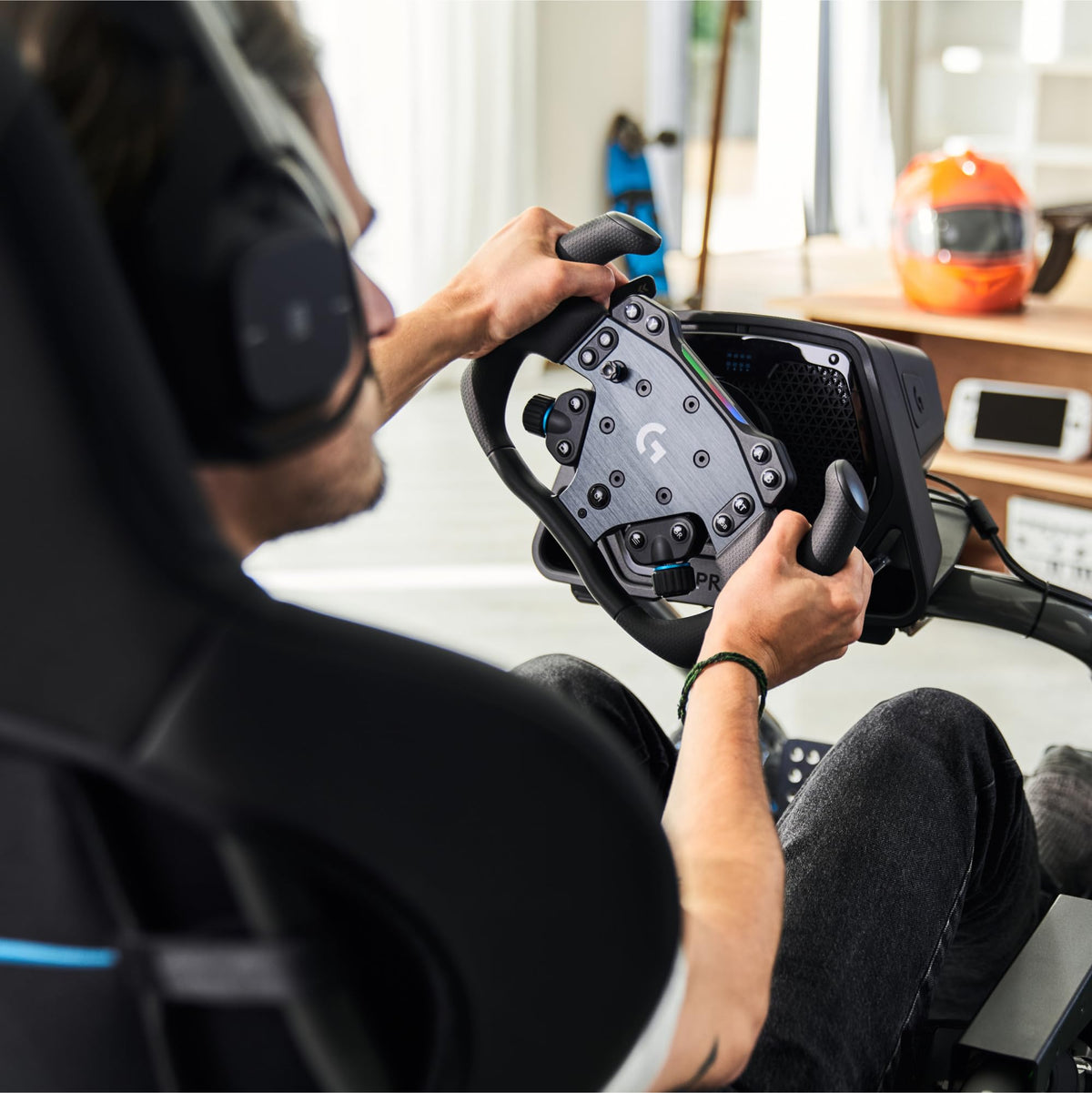 Logitech G RS50 System, 3-piece Sim Racing Wheel Setup - 991-000588