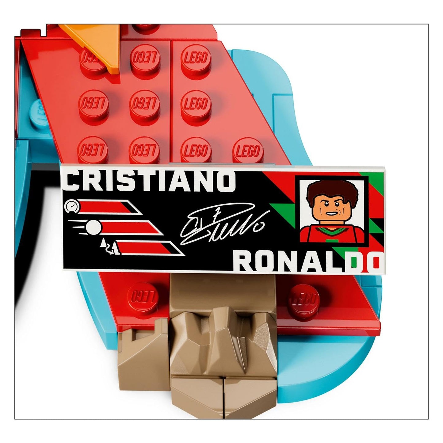 LEGO Editions Cristiano Ronaldo - football highlights toy - 3D model building with minifigure to collect - children's room decoration - gift for boys, girls aged 10 and over and adult sports fans - 43012