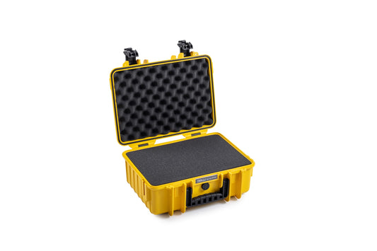 B&W International GmbH Outdoor Case hard case type 4000 with foam (hard case case IP67, SI cube foam, waterproof, inner dimensions 38.5x26.5x16.5cm, yellow), 4000/Y/SI, type 4000 - inner dimensions 38x26x16cm