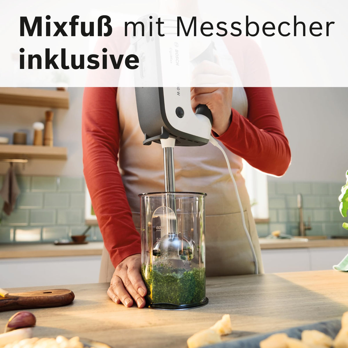 Dispozitiv de mixare Bosch, cu blender, pahar de mixare, mixer din oțel inoxidabil, cârlige pentru frământat, lavabil în mașina de spălat vase, 5 trepte plus buton turbo, alb/gri, 750 W, ErgoMixx MFQ37470