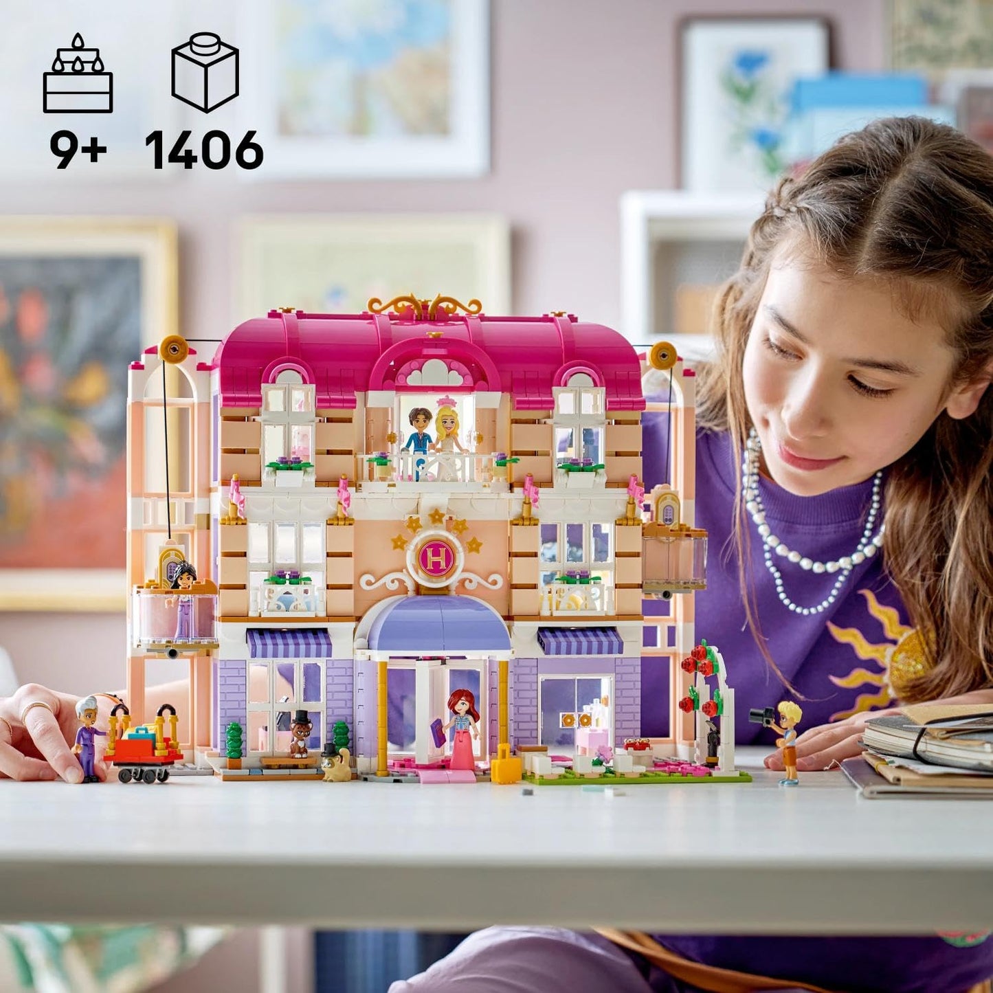 LEGO Friends The Grand Hotel of Heartlake City - Miniature model with 6 minifigures, 2 animal figures & accessories - Children's room decoration - Gift idea for girls aged 9 and up - 42704