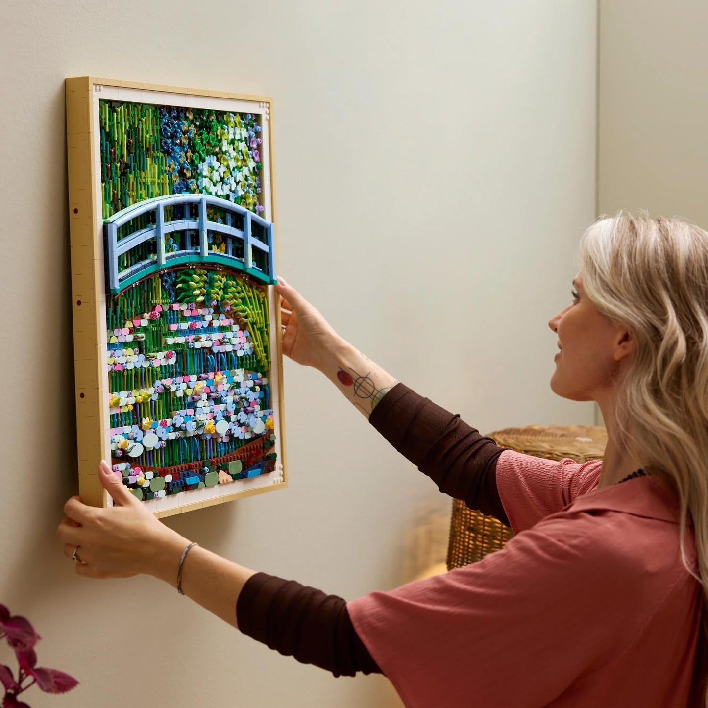 LEGO Art Claude Monet - The Bridge Over the Lily Pond - Hanging 3D Wall Art for Home Decoration - Impressionist Display Model for Adults - DIY Gift Idea - 31220