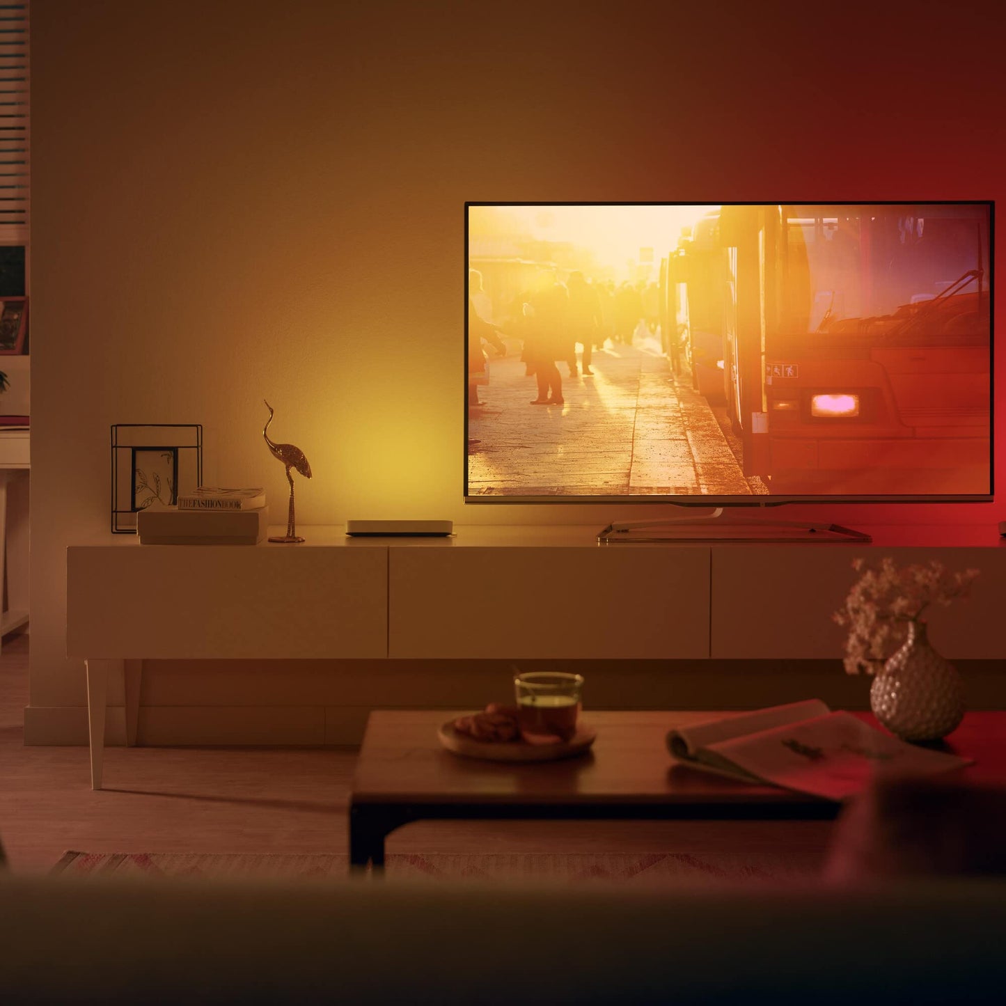Philips Hue White & Color Ambiance Play Lightbar 2-pack basic set (500 lm), dimmable LED light bar for the Hue lighting system with 16 million colors, smart light control via voice or app, white - 915005734601