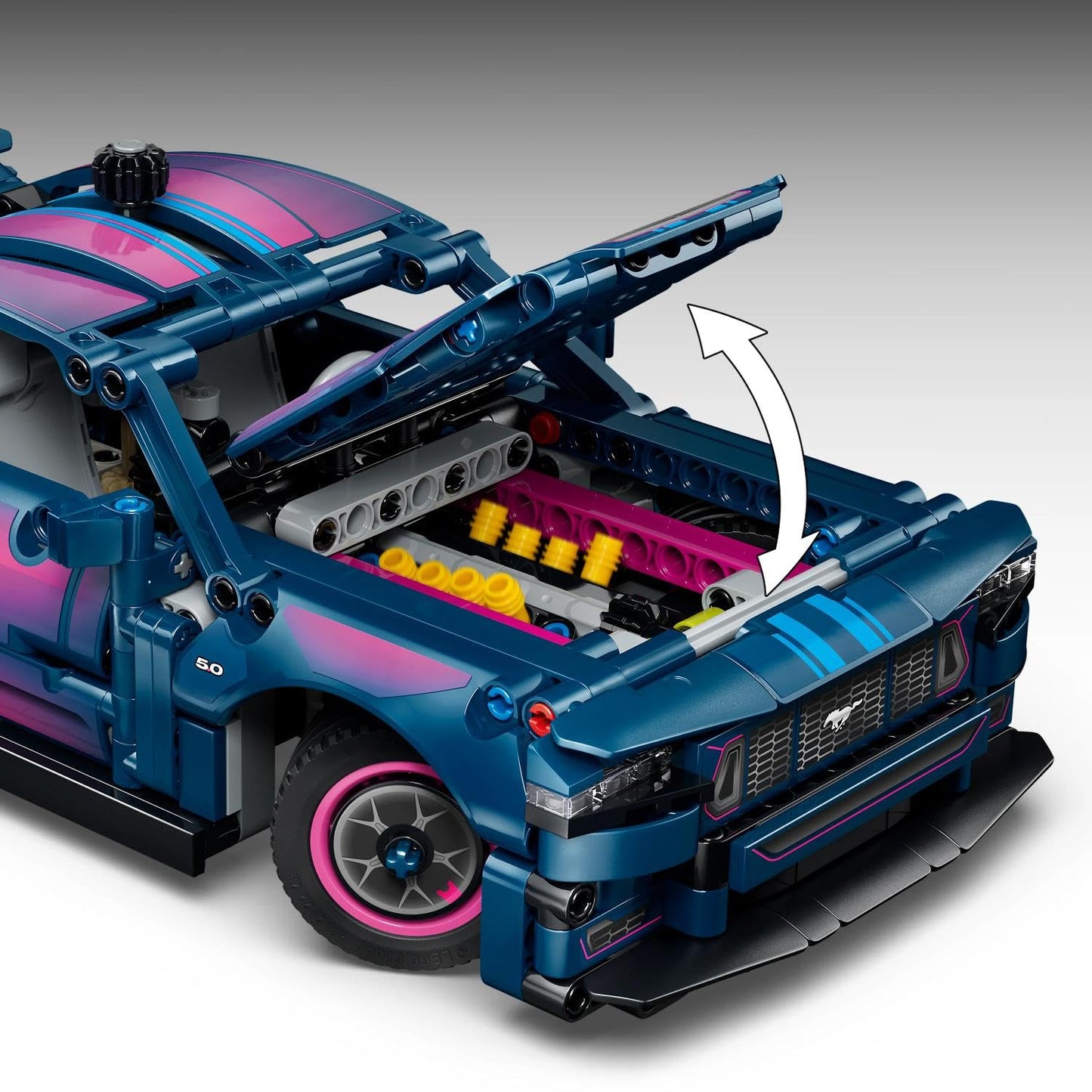 LEGO Technic Ford Mustang GT car from the tuning workshop - customizable toy car - speedster with steering and 8-cylinder piston engine - gift idea for children aged 10 and over - 42236