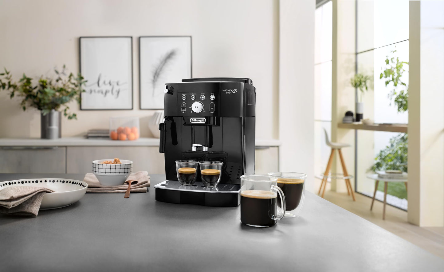 De'Longhi Magnifica S Smart ECAM 230.13.B fully automatic coffee machine with milk frothing nozzle for cappuccino, espresso, coffee and long coffee direct selection buttons and rotary control, 2-cup function, black