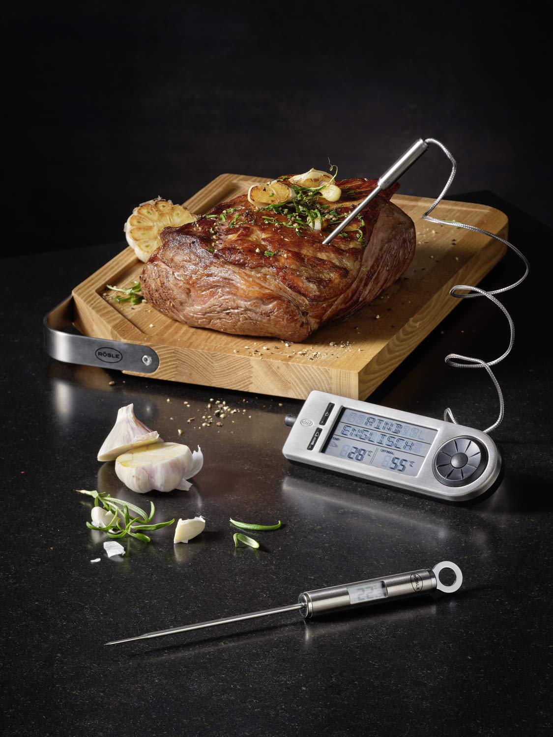 RÖSLE barbecue core temperature meter, high-quality thermometer for determining the ideal meat core temperature on the grill or in the oven with magnetic holder, silver/black, 18 x 4.8 x 2 cm - 25086