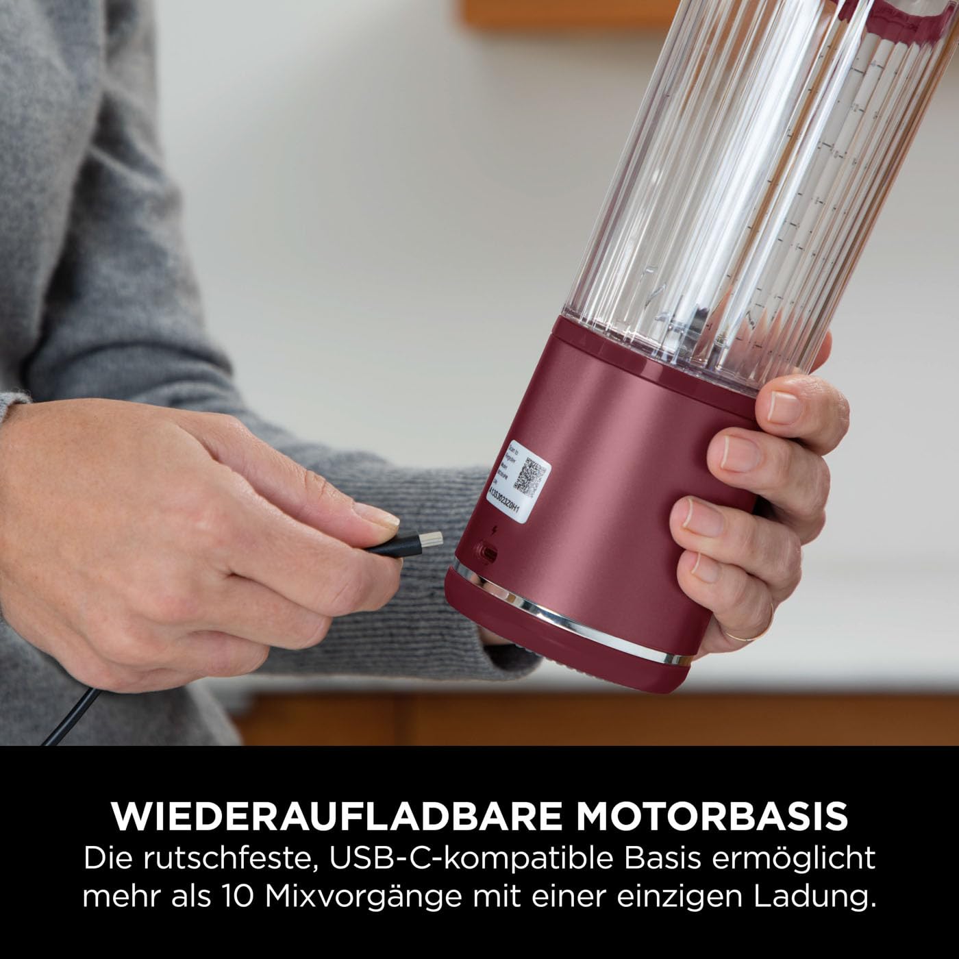 Ninja Blast Portable Mixer/Blender/Smoothie Maker, 530ml Cup, Leak-Proof Lid, Powerful Mini Stand Mixer, Cordless & Rechargeable, Crushes Ice & Fruit, Cranberry, BC151EUCR