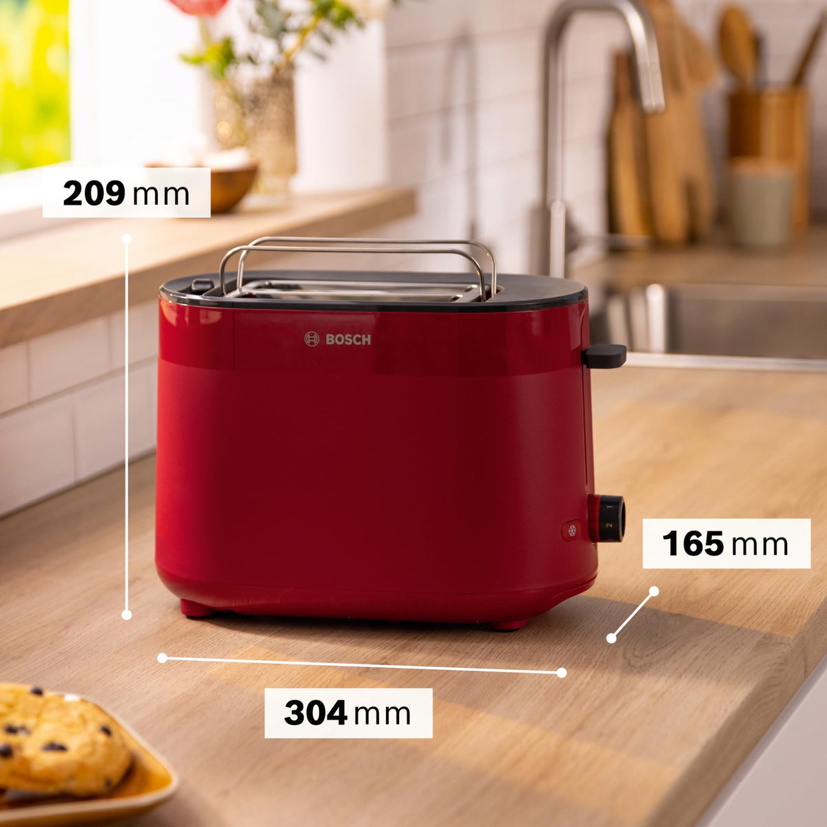Bosch Compact Toaster MyMoment TAT2M124, integrated bun warmer, with defrost function, automatic shut-off, lift function, bread centering, perfect for 2 slices, 800 Watts, Matte Red