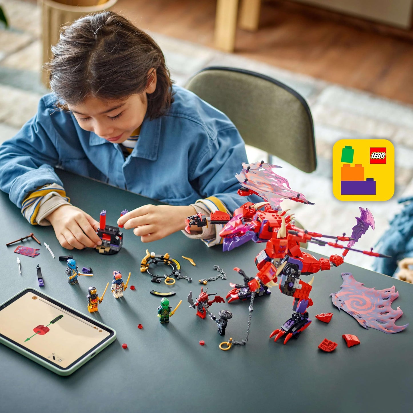 LEGO NINJAGO Chaos Dragon Thundertooth - toy with 6 ninja minifigures - role play building set for boys and girls aged 8 and up - gifts for fans of the TV series Rise of the Dragons 71832