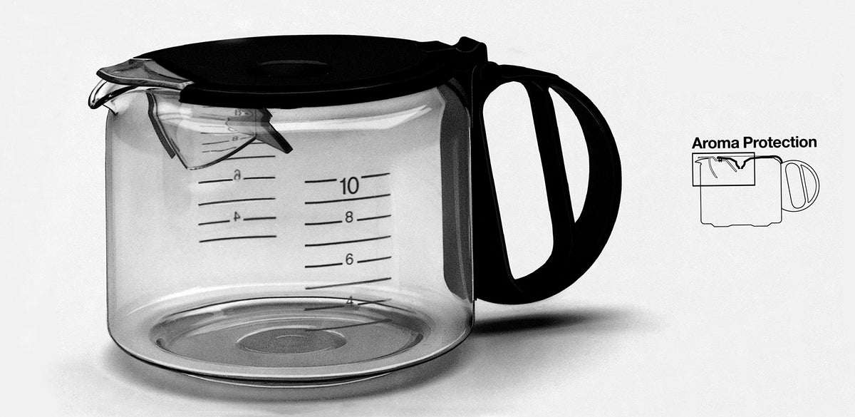 Braun Cafetieră KF 47 BK - Cafetieră cu filtru cu carafă din sticlă pentru cafea filtrată clasică, cafea aromatică datorită sistemului OptiBrew, oprire la picurare, automatizare la oprire, negru