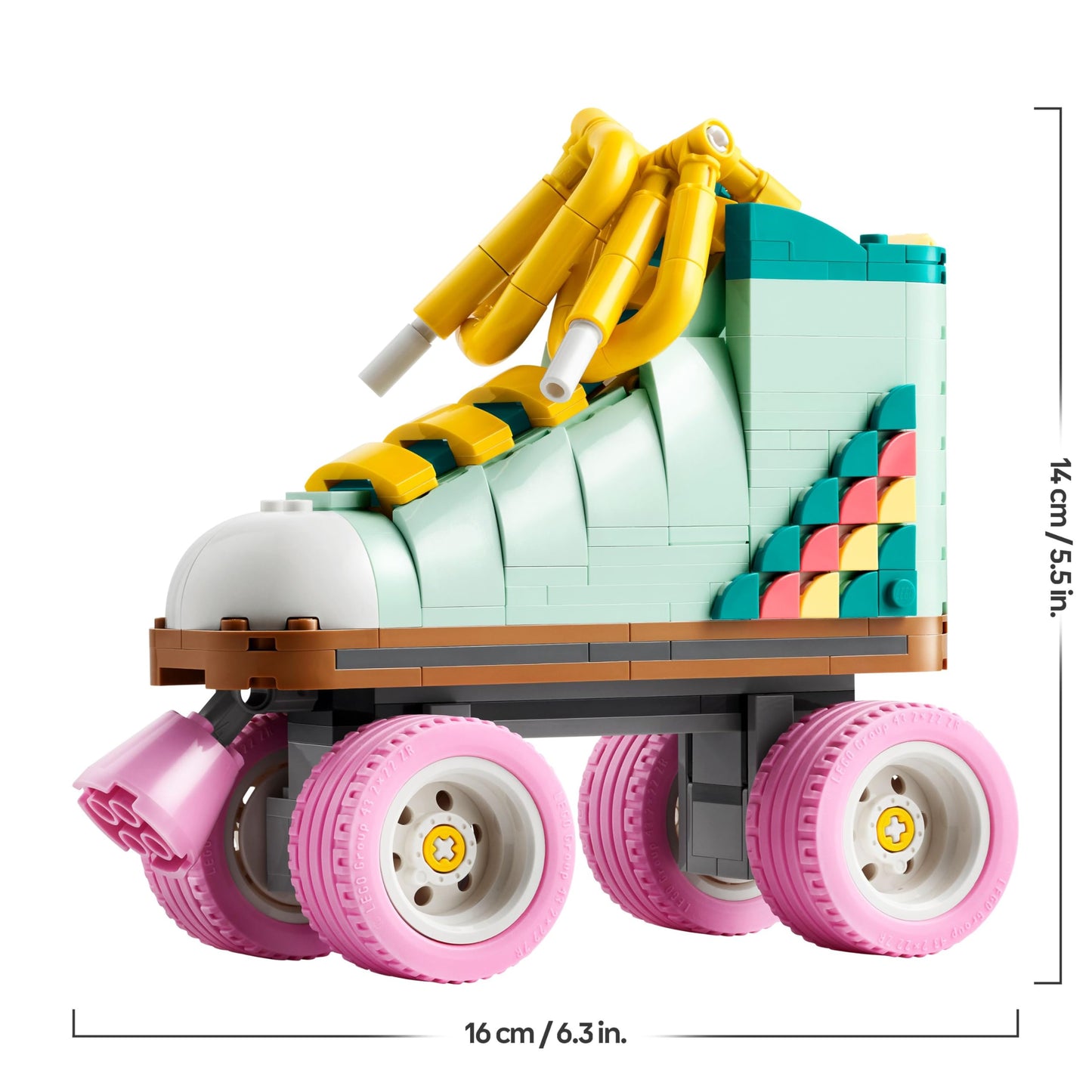 LEGO Creator 3in1 Retro Roller Skate Toy - Transforms into a Mini Skateboard or Boom Box Radio, Creative Gift for 8+ Year Old Girls & Boys - 31148