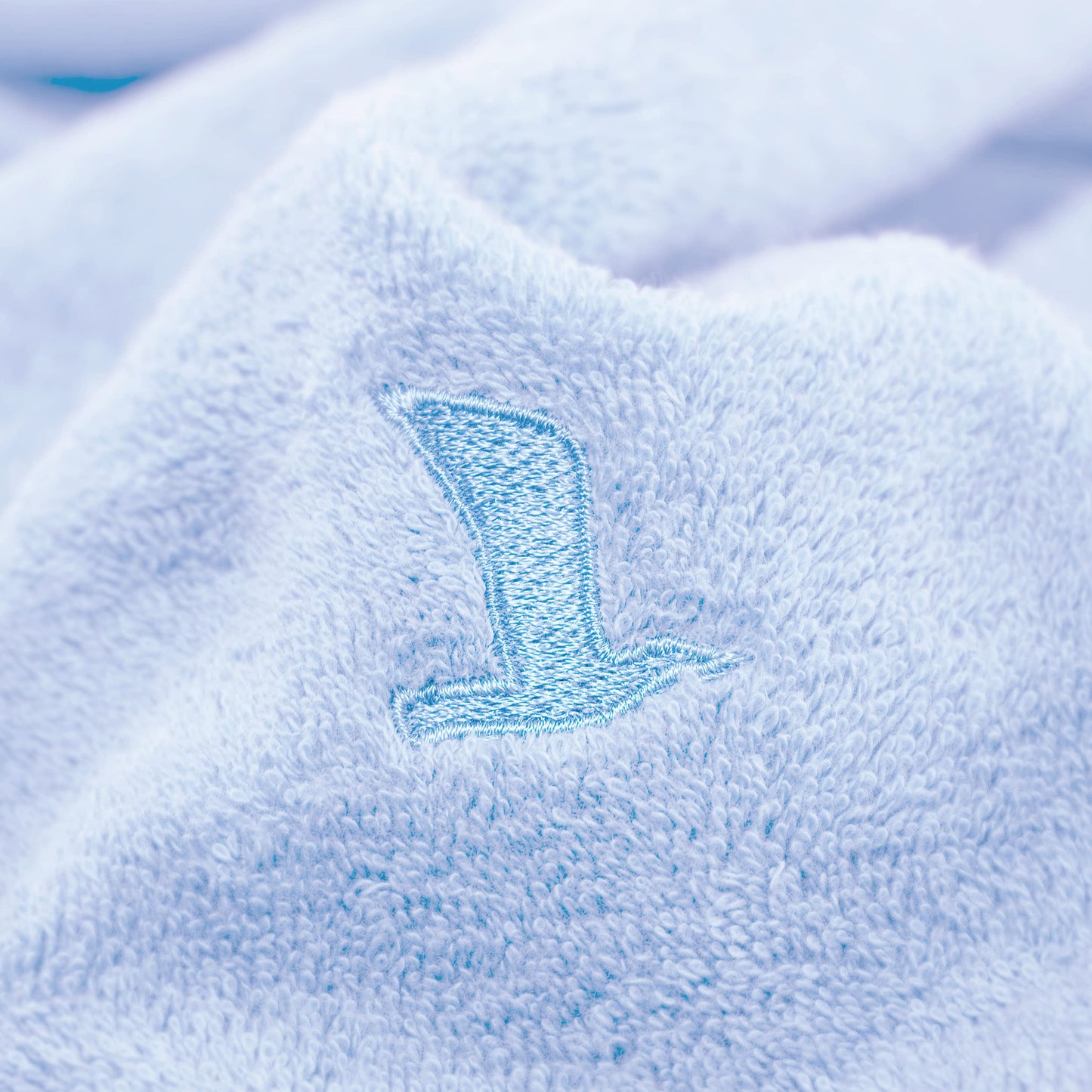 Möve Superwuschel bath towel 100 x 160 cm made of 100% cotton, aquamarine - 017258775-100160-577