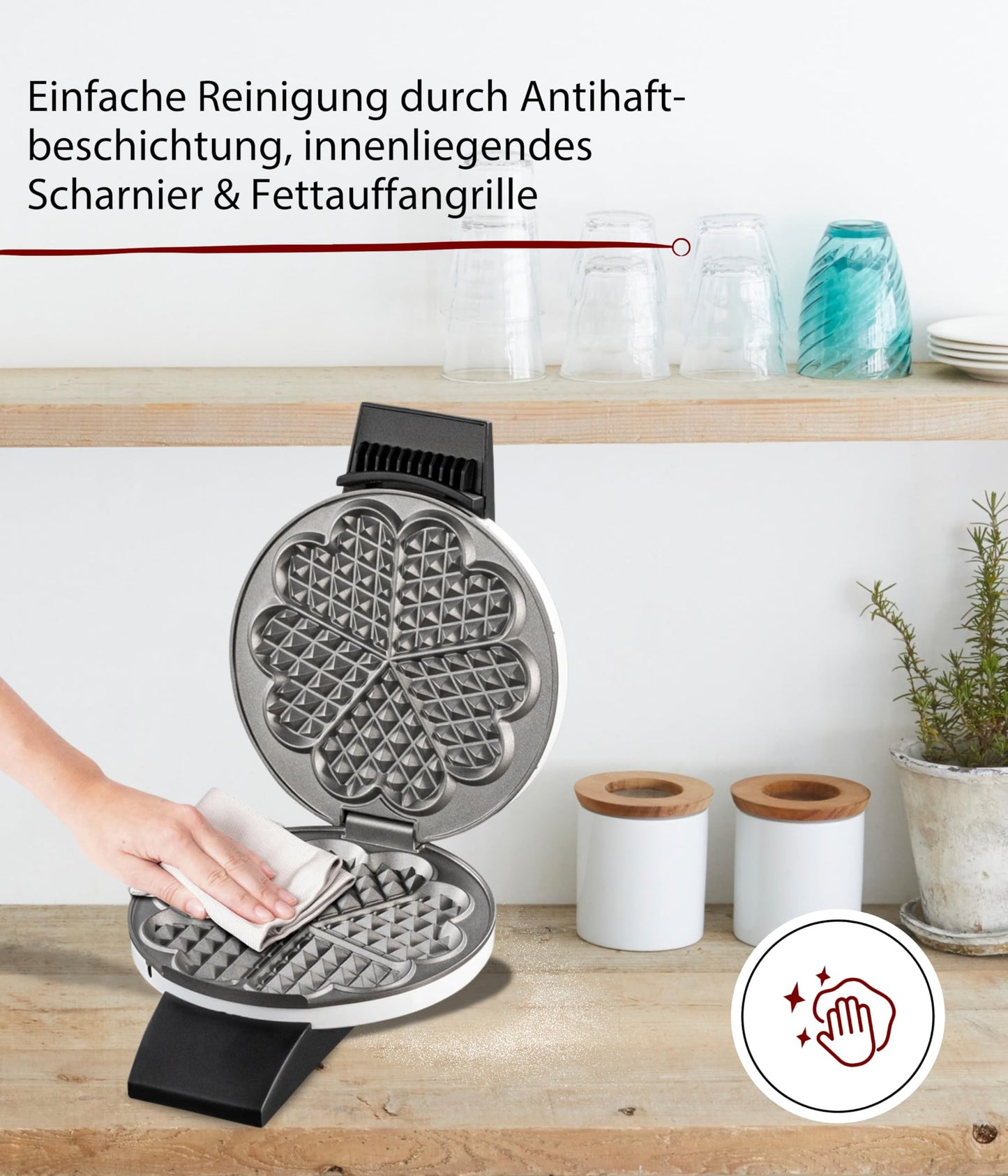 Cloer 1621 waffle iron for classic heart waffles, 930 W, waffle size 15.5 cm, continuously selectable browning level, white, metal